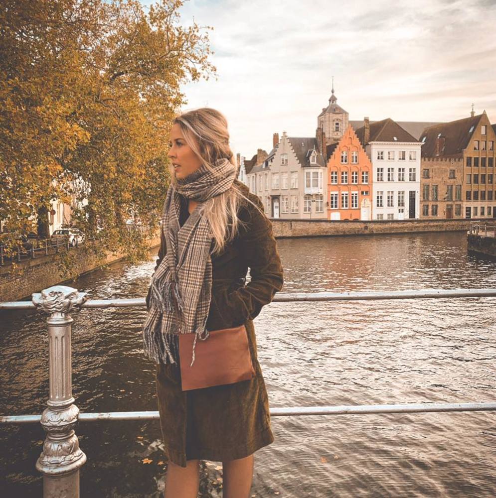 Meet your Posher, Victoria